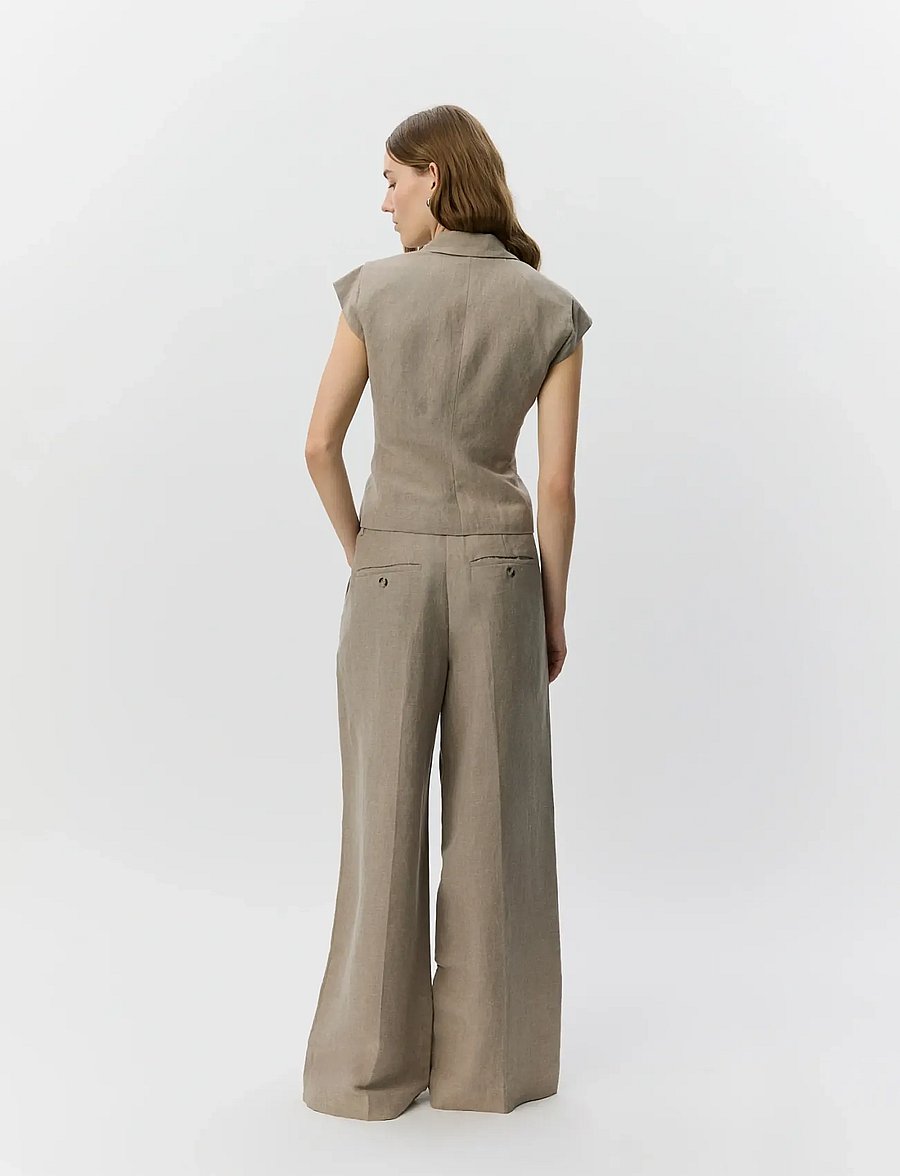 Sofie Schnoor - MAJSESW LINEN MIX CAP SLEEVE BLAZER - pukuliivit - dark sand - 5