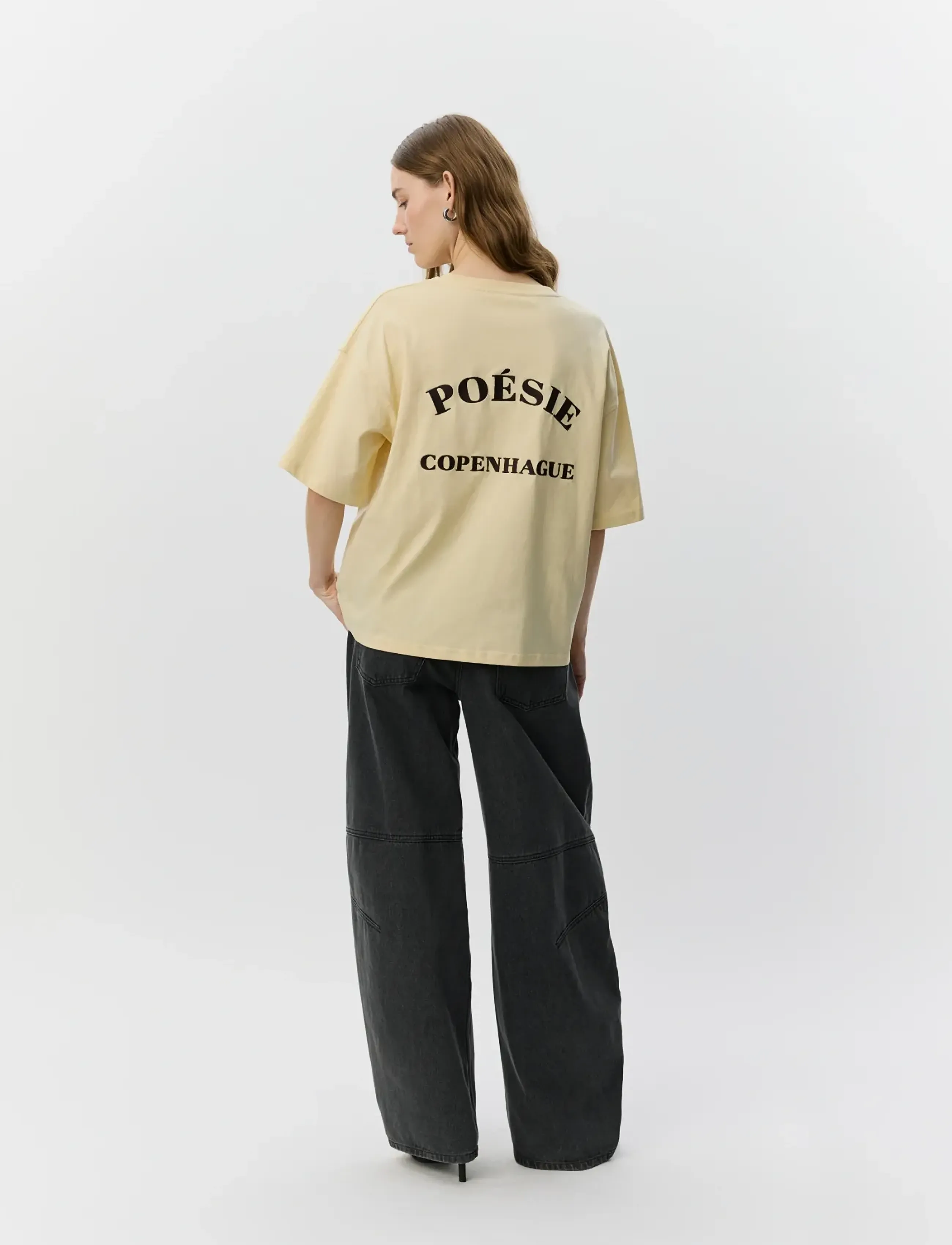 Sofie Schnoor - VERASW BOXY T-SHIRT - t-shirts - creme yellow - 4