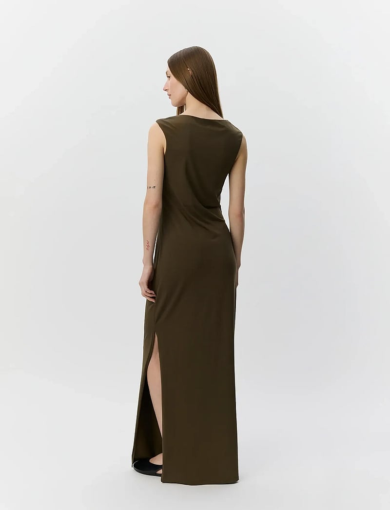 Sofie Schnoor - RAGNISW JERSEY MAXI DRESS - maxikleider - olive brown - 4