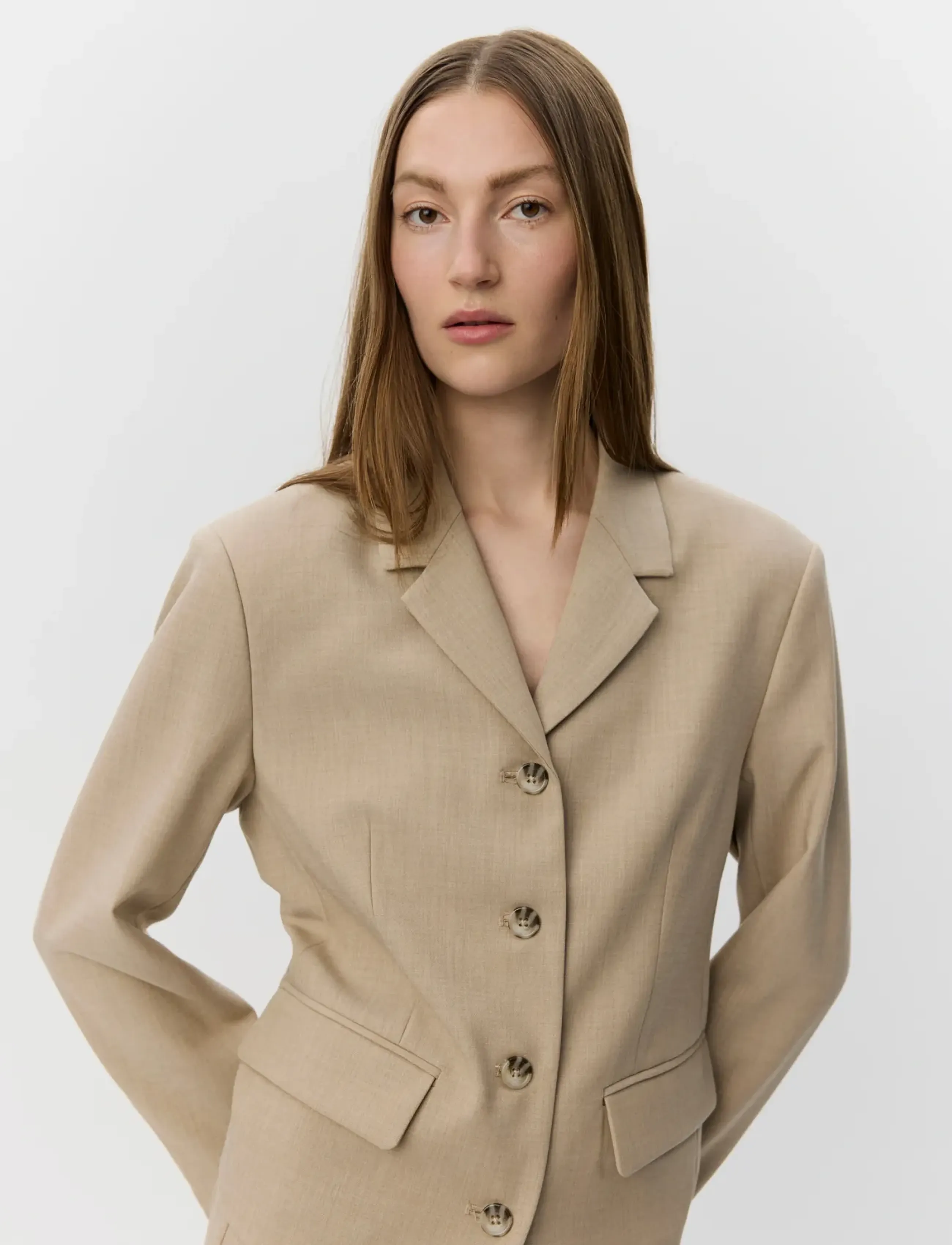 Sofie Schnoor - ELLYSW SHORT BLAZER - cropped blazers - light sand - 5