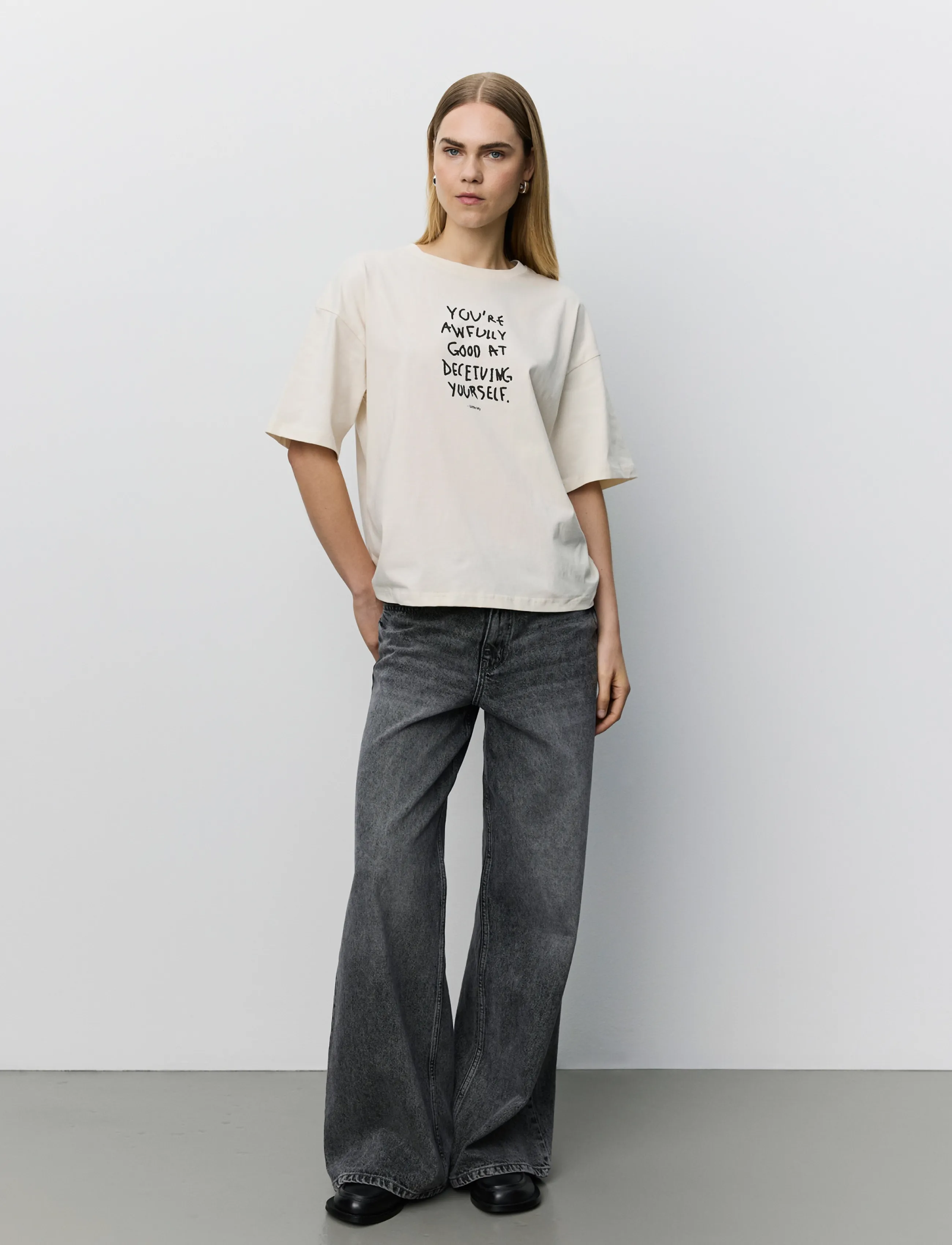 Sofie Schnoor - VERINASW MOOMIN BOXY T-SHIRT - t-shirts - off white - 4