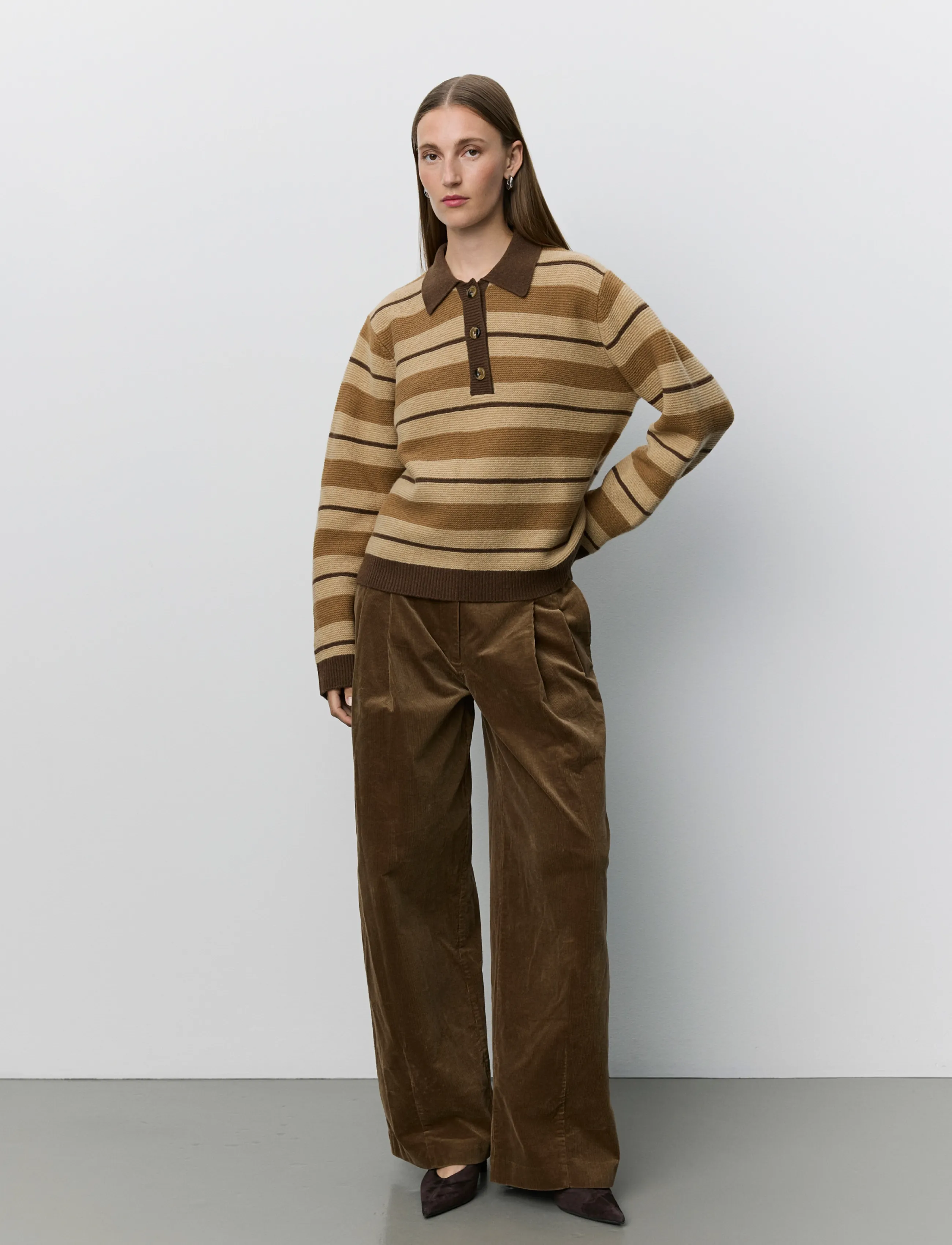 Sofie Schnoor - STORMASW STRIPED KNIT POLO - brown melange - 5