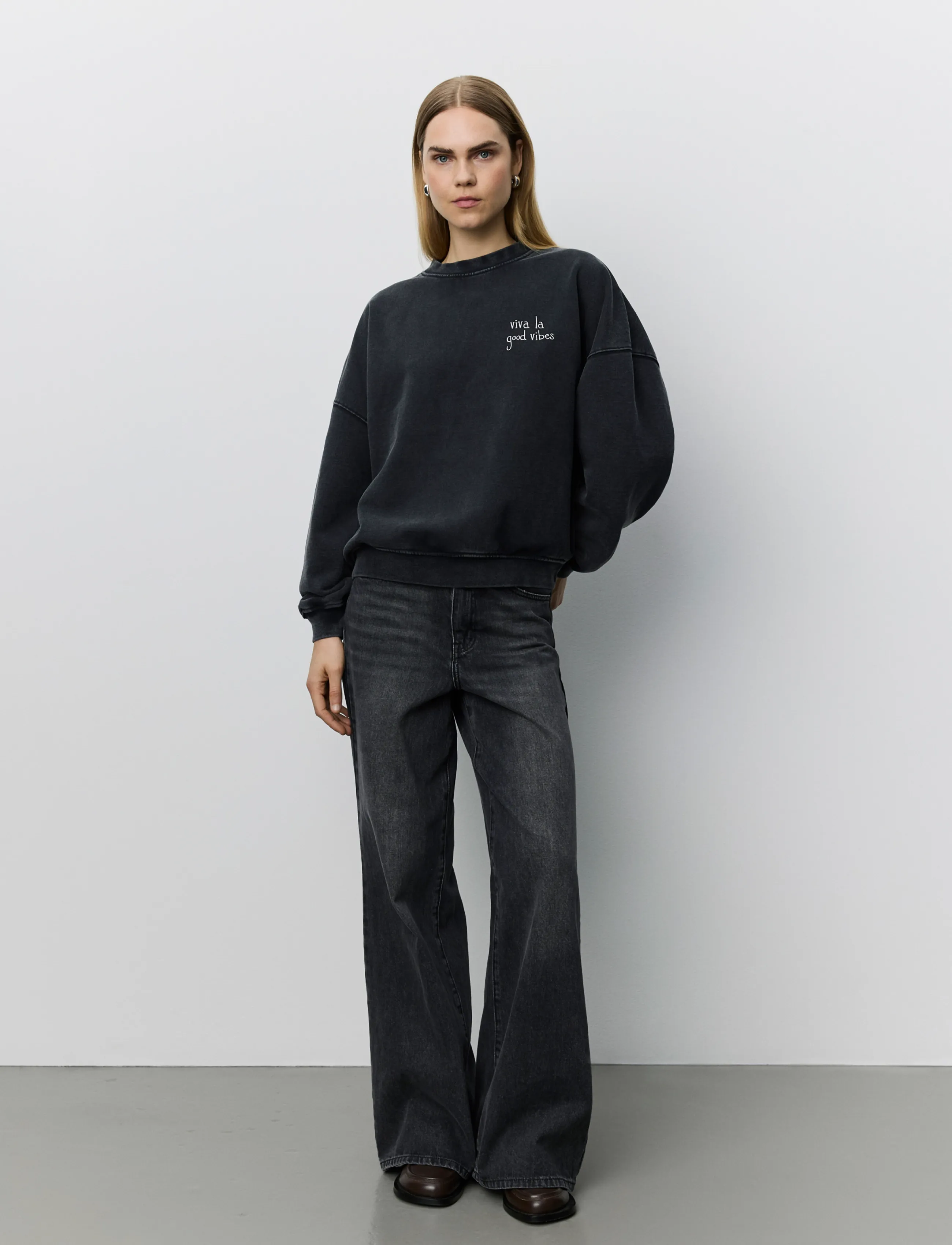 Sofie Schnoor - PAROSSW OVERSIZED SWEATSHIRT - washed black - 4