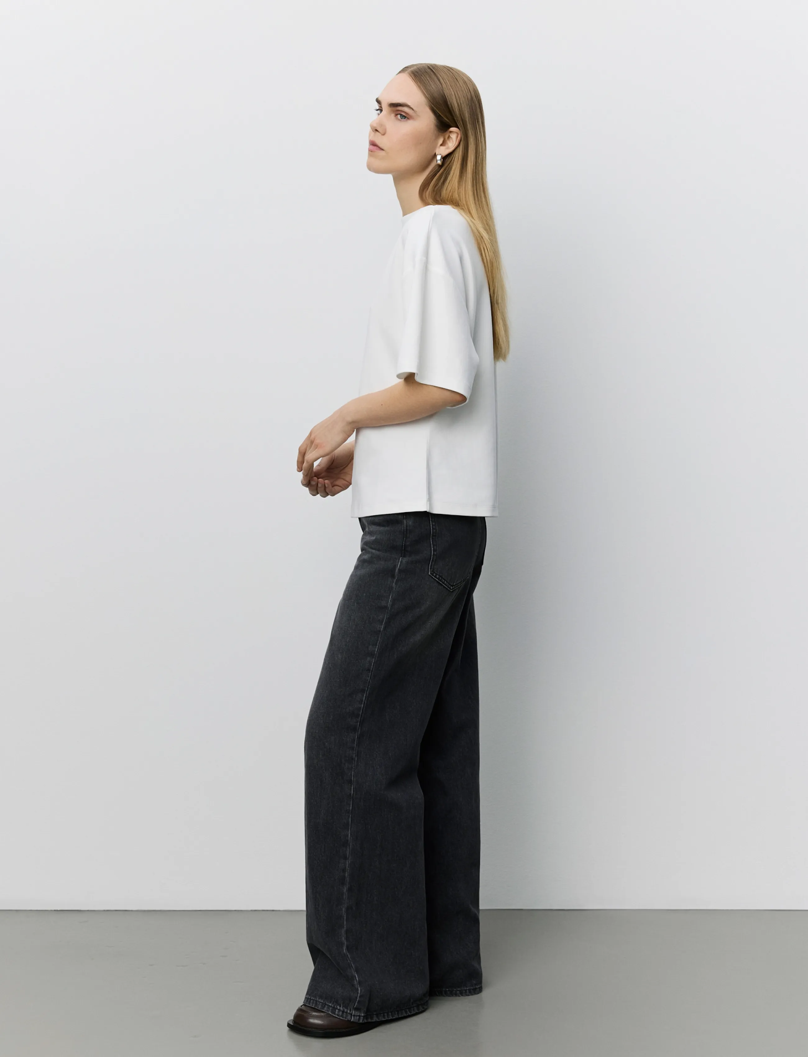 Sofie Schnoor - TEASW BOATNECK T-SHIRT - t-shirts - off white - 5