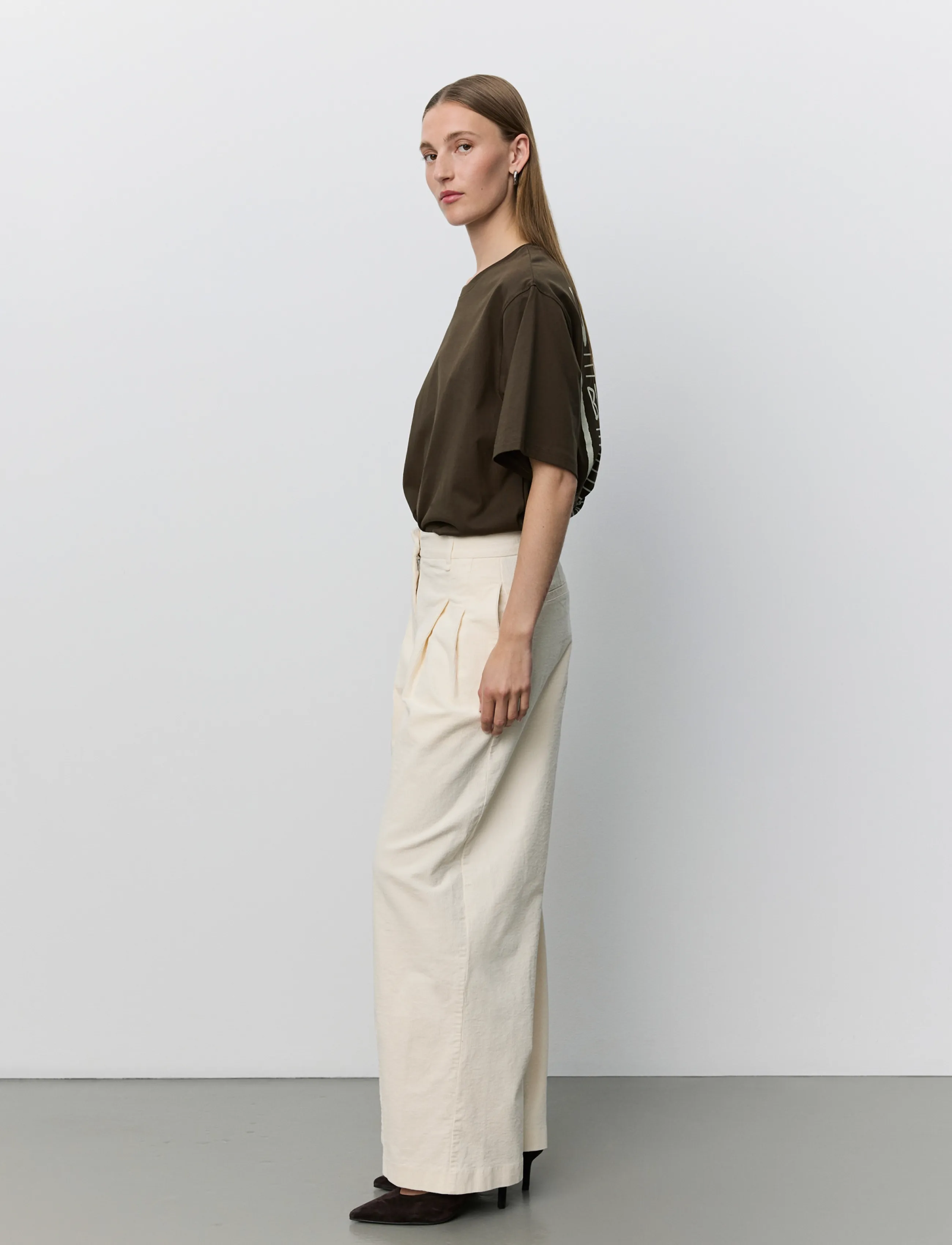 Sofie Schnoor Corliesw Corduroy Trousers kostymbyxor dam – bild 2
