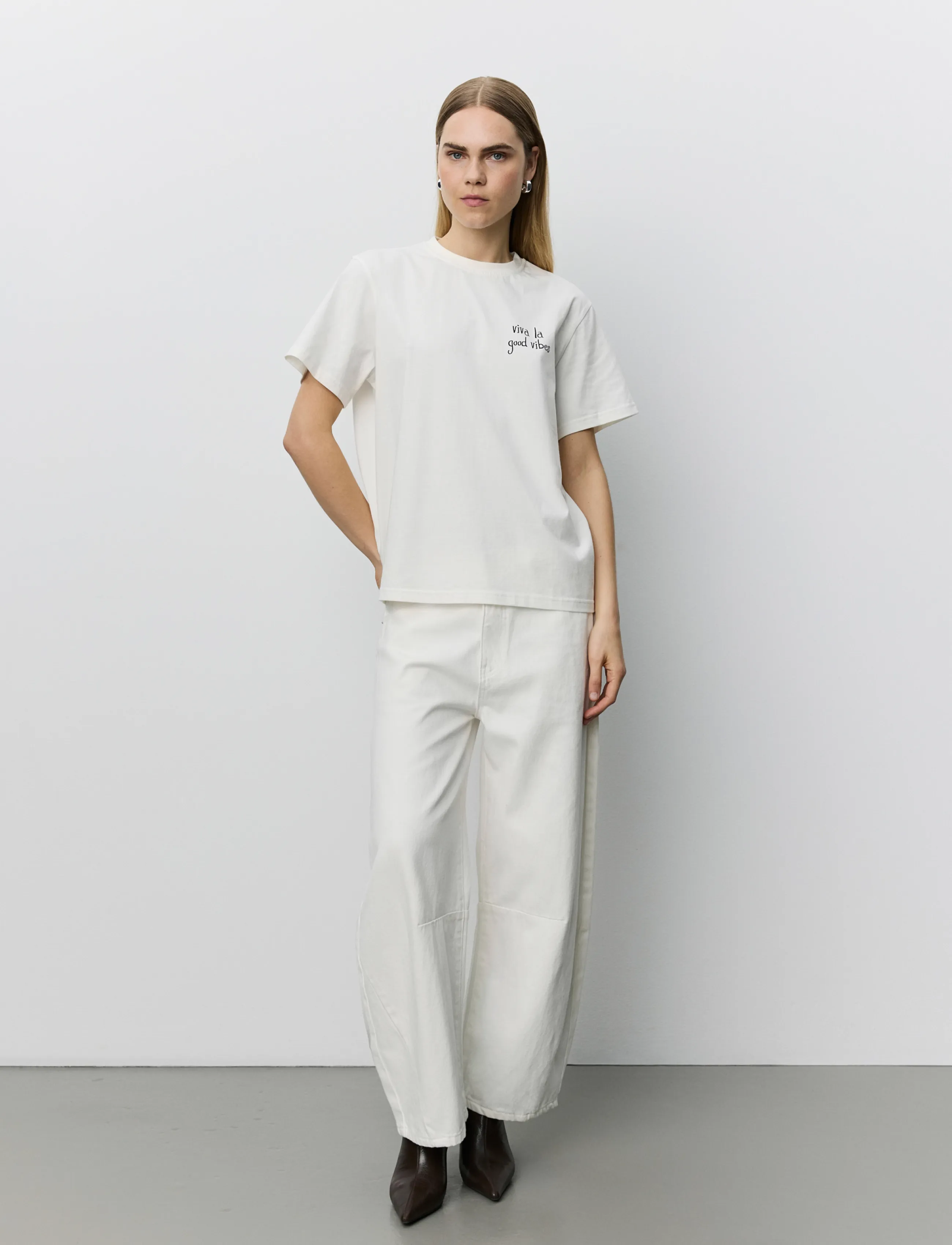 Sofie Schnoor - RIVERSW BOXY T-SHIRT - t-shirts - off white - 3