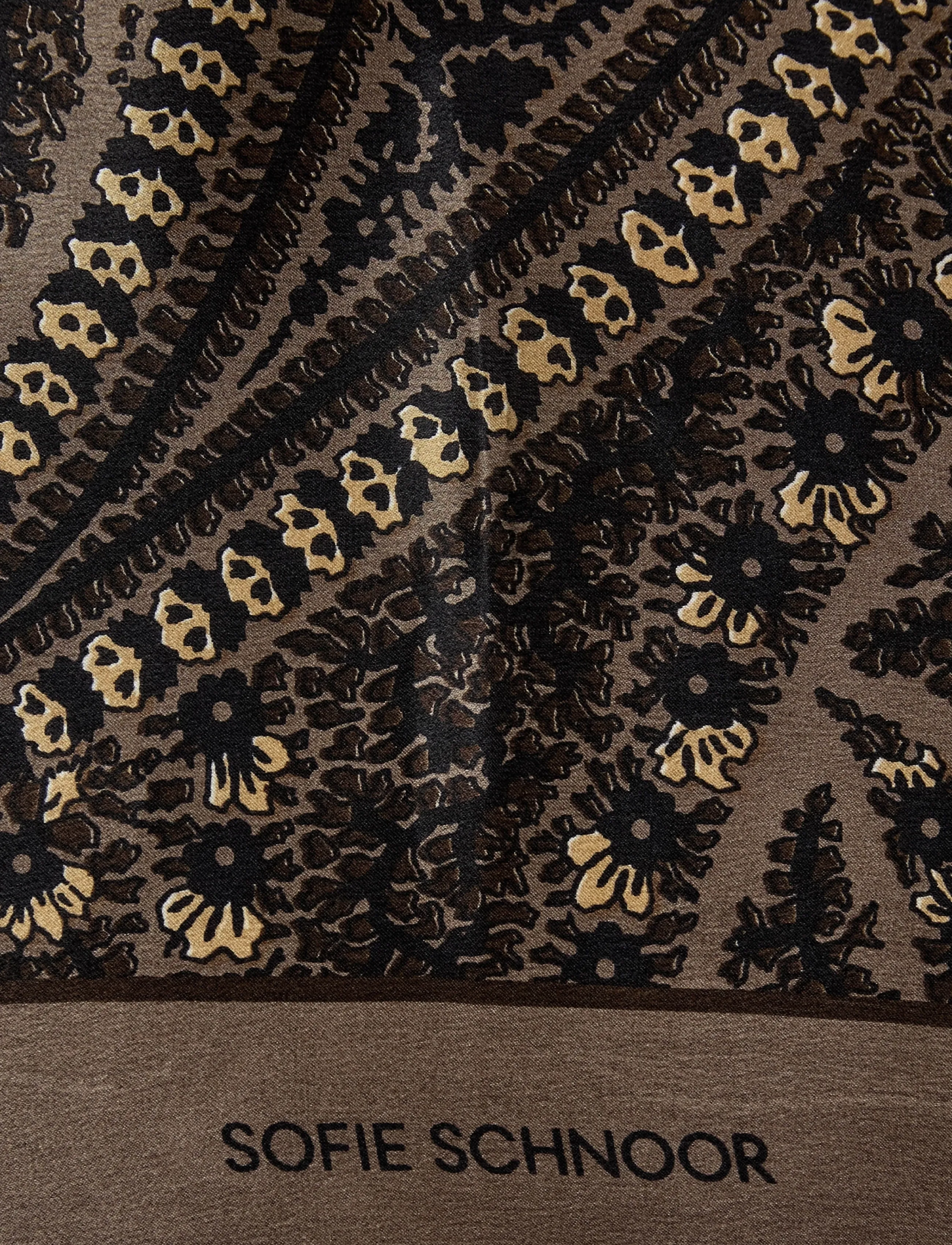 Sofie Schnoor - HAISW SCARF - tynde tørklæder - brown - 2