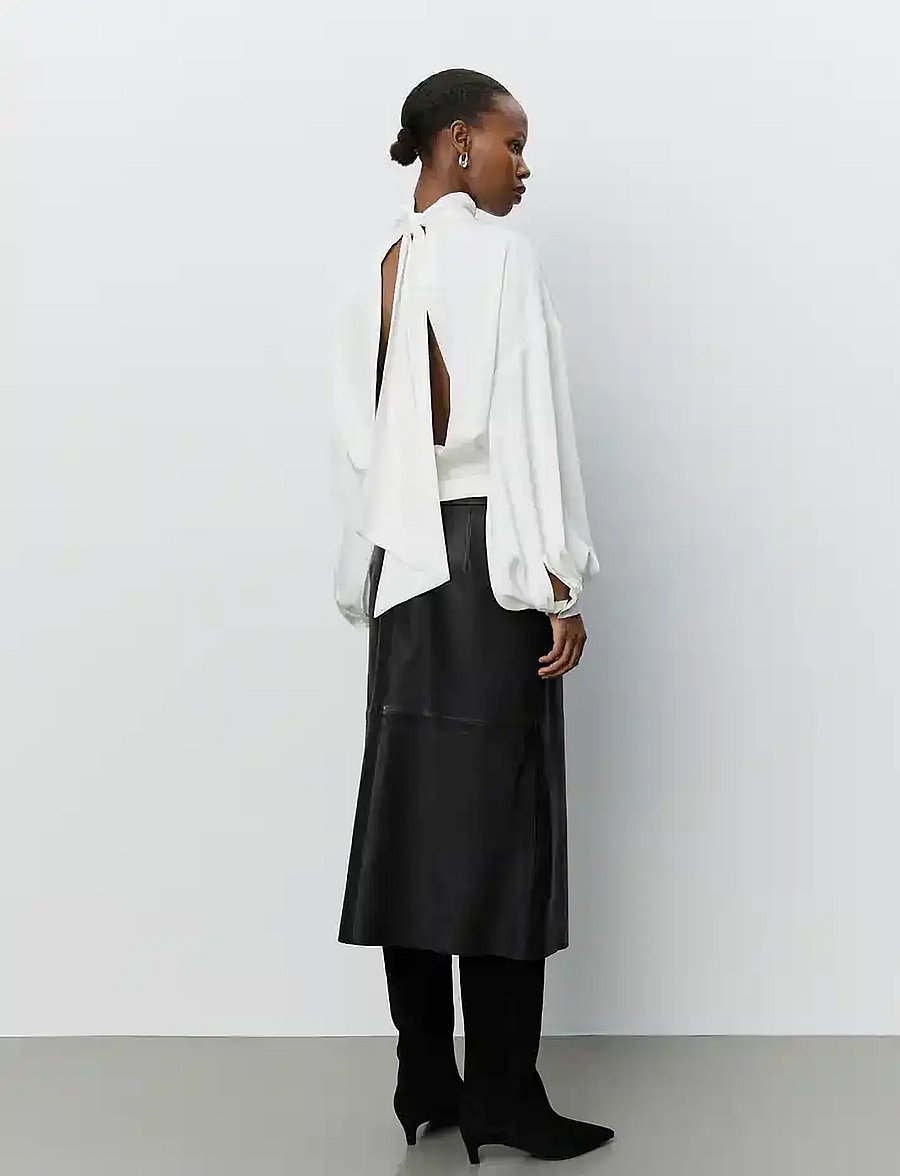 Sofie Schnoor - AMBERSW SATIN BLOUSE - langärmelige blusen - off white - 4