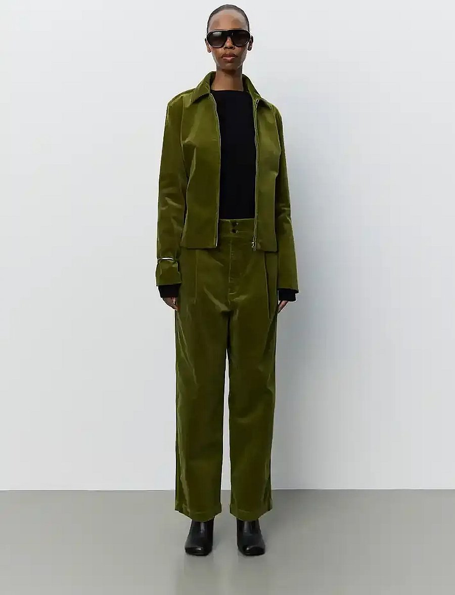 Sofie Schnoor - PRIELLASW FITTED CORDUROY JACKET - light jackets - olive green - 3
