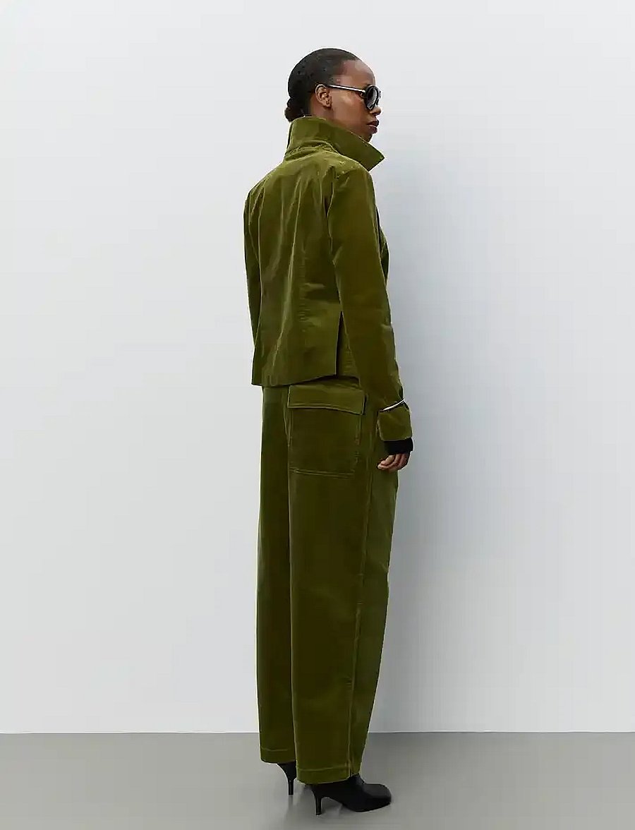 Sofie Schnoor - PRIELLASW FITTED CORDUROY JACKET - light jackets - olive green - 4