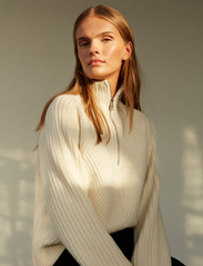 Sofie Schnoor - Sweater - jumpers - off white - 2