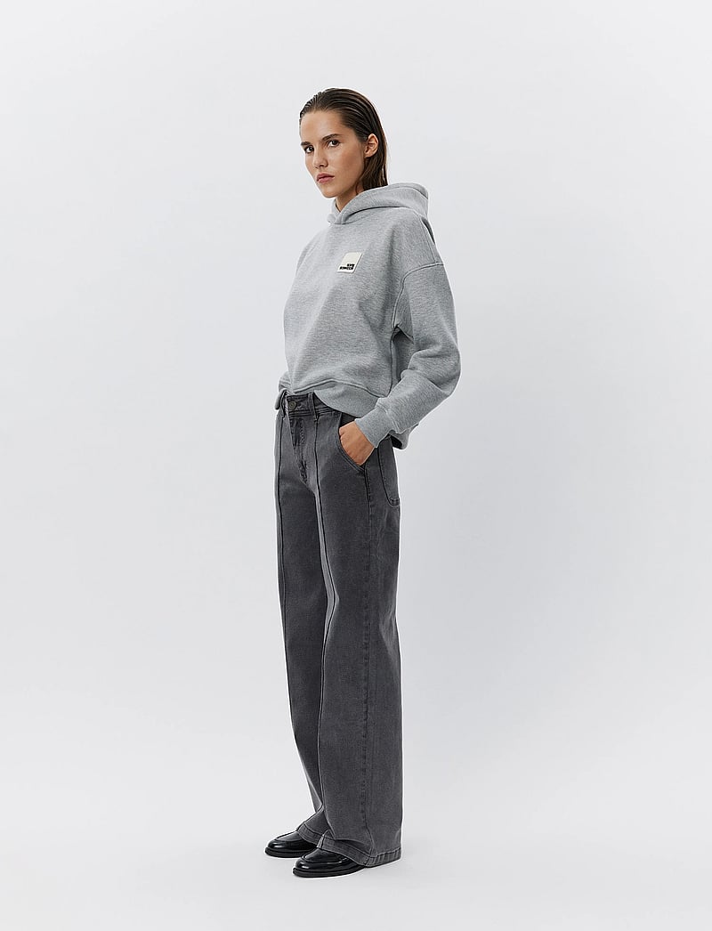 Sofie Schnoor - CARISW MID JEANS - straight jeans - grey denim - 3