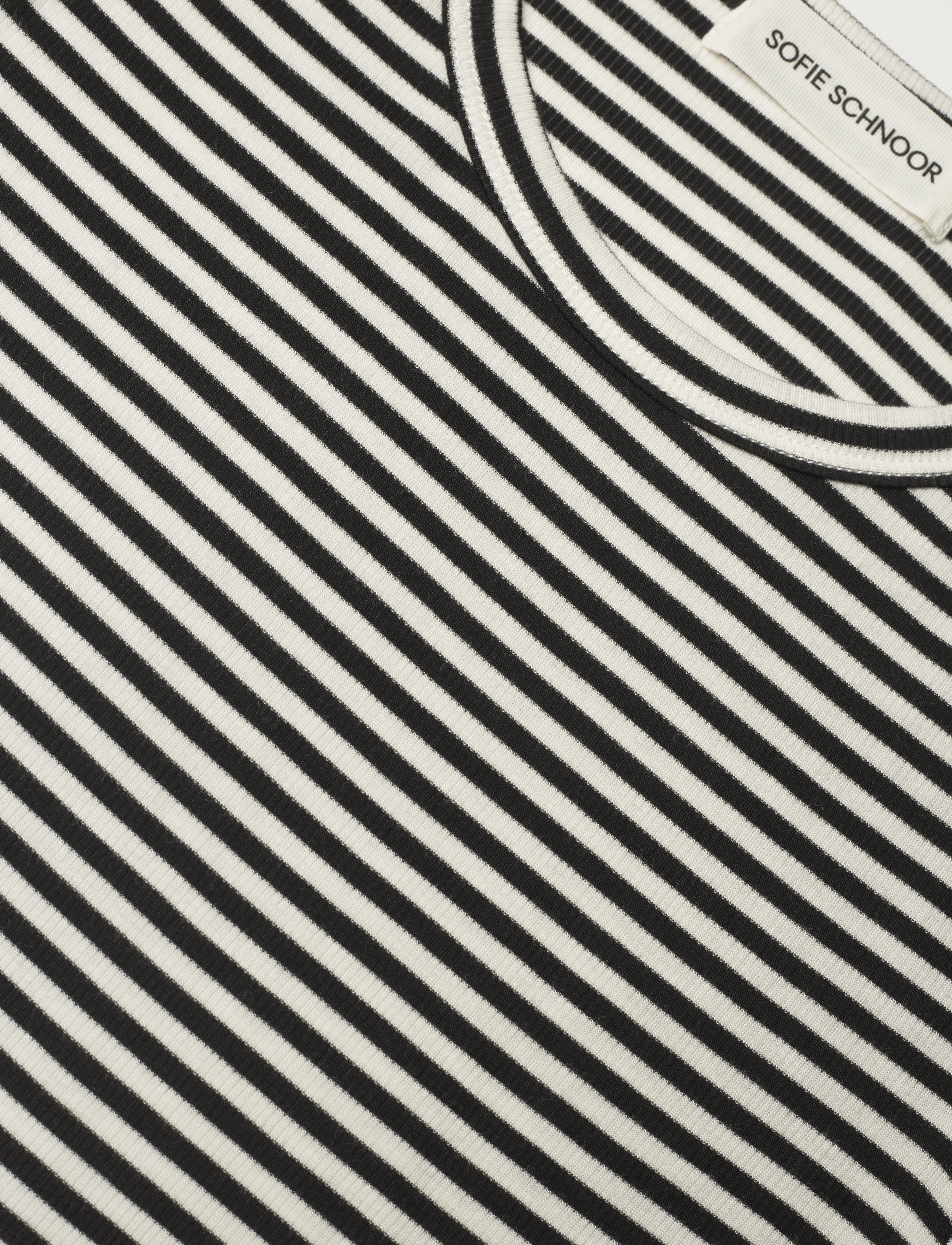 Sofie Schnoor - PETRICIASW STRIPE T-SHIRT LONG SLEE - langärmlige tops - black striped - 5