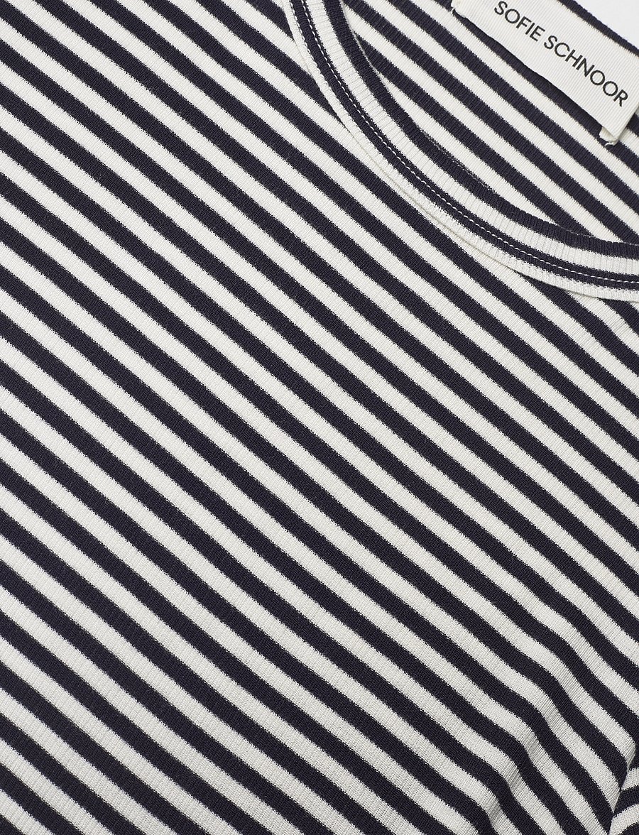 Sofie Schnoor - PETRICIASW STRIPE T-SHIRT LONG SLEE - langerma toppar - navy striped - 3