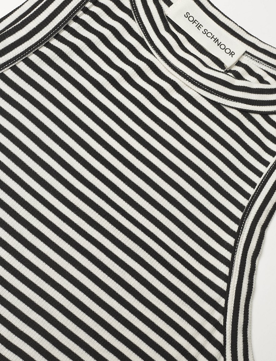 Sofie Schnoor - JULLIESW STRIPE TOP - Ärmellose tops - black striped - 4