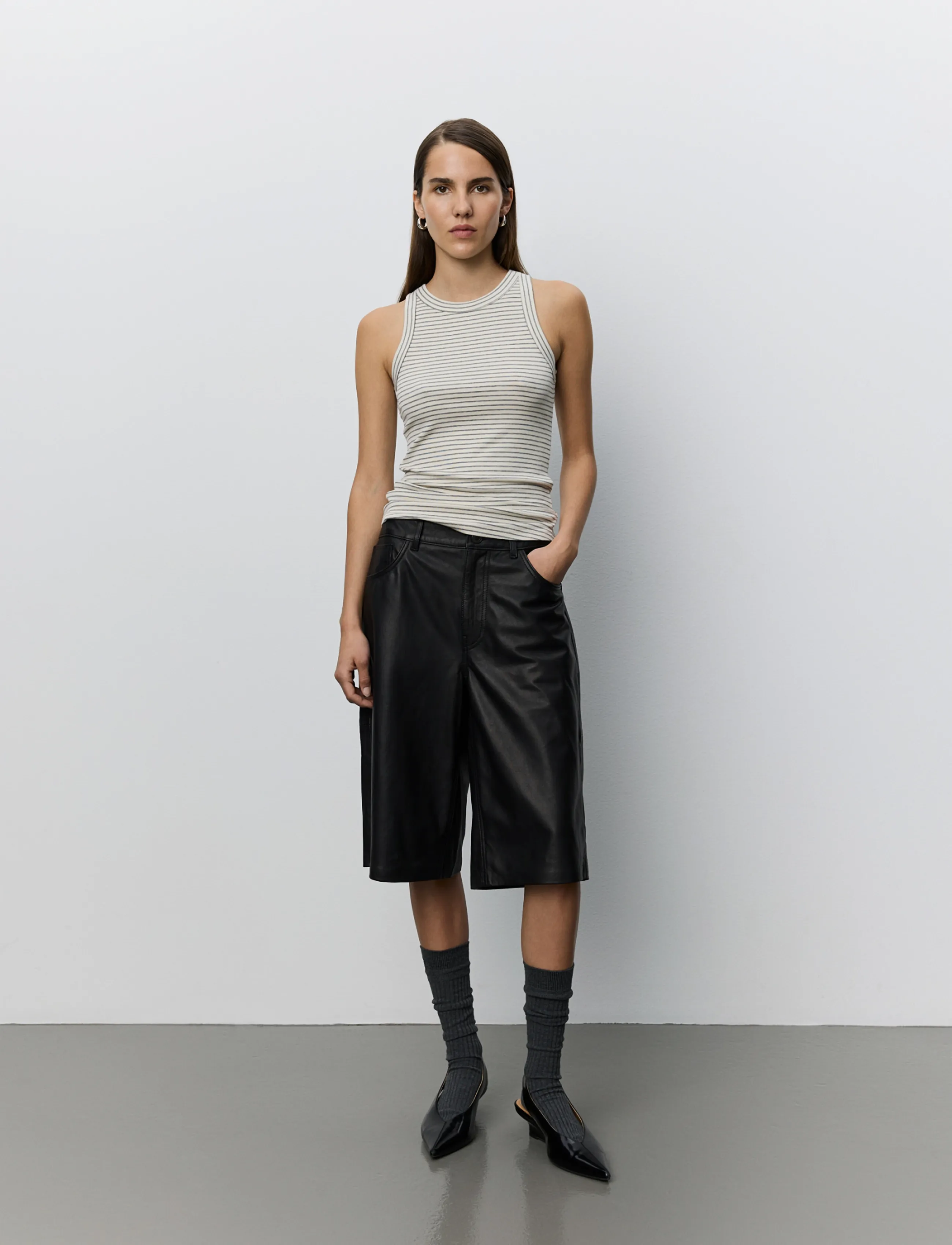 Sofie Schnoor - VOKESW LEATHER SHORTS - lædernederdele - black - 3