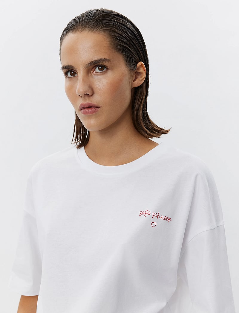 Sofie Schnoor - T-shirt - toppar og stuttermabolir - brilliant white - 5