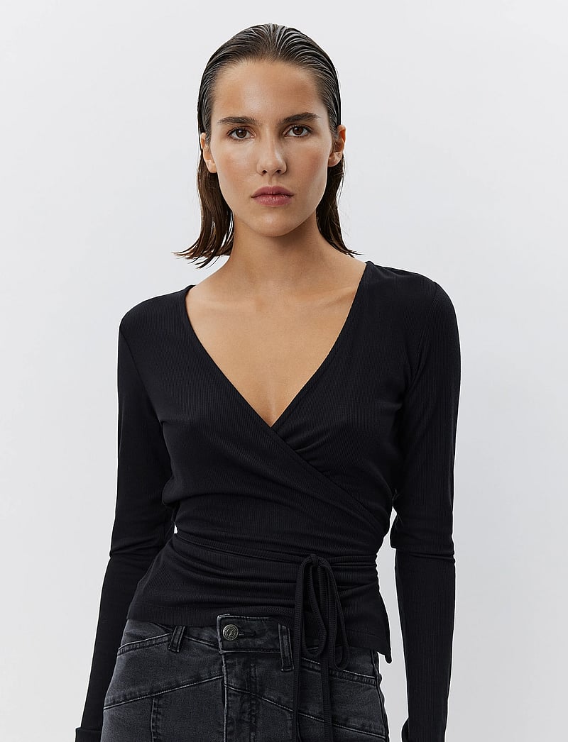 Sofie Schnoor - JOODYSW BLOUSE - langærmede toppe - black - 0