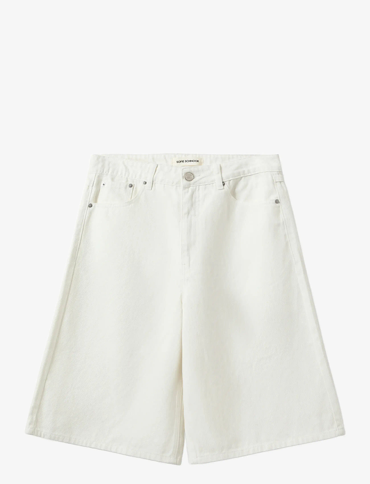 Sofie Schnoor - STOKESW OVERSIZED SHORTS - casual shorts - off white - 0