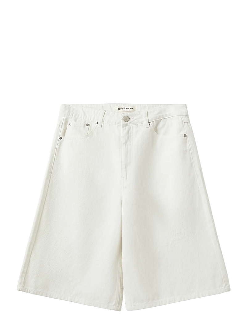 Sofie Schnoor - STOKESW OVERSIZED SHORTS - casual shorts - off white - 0