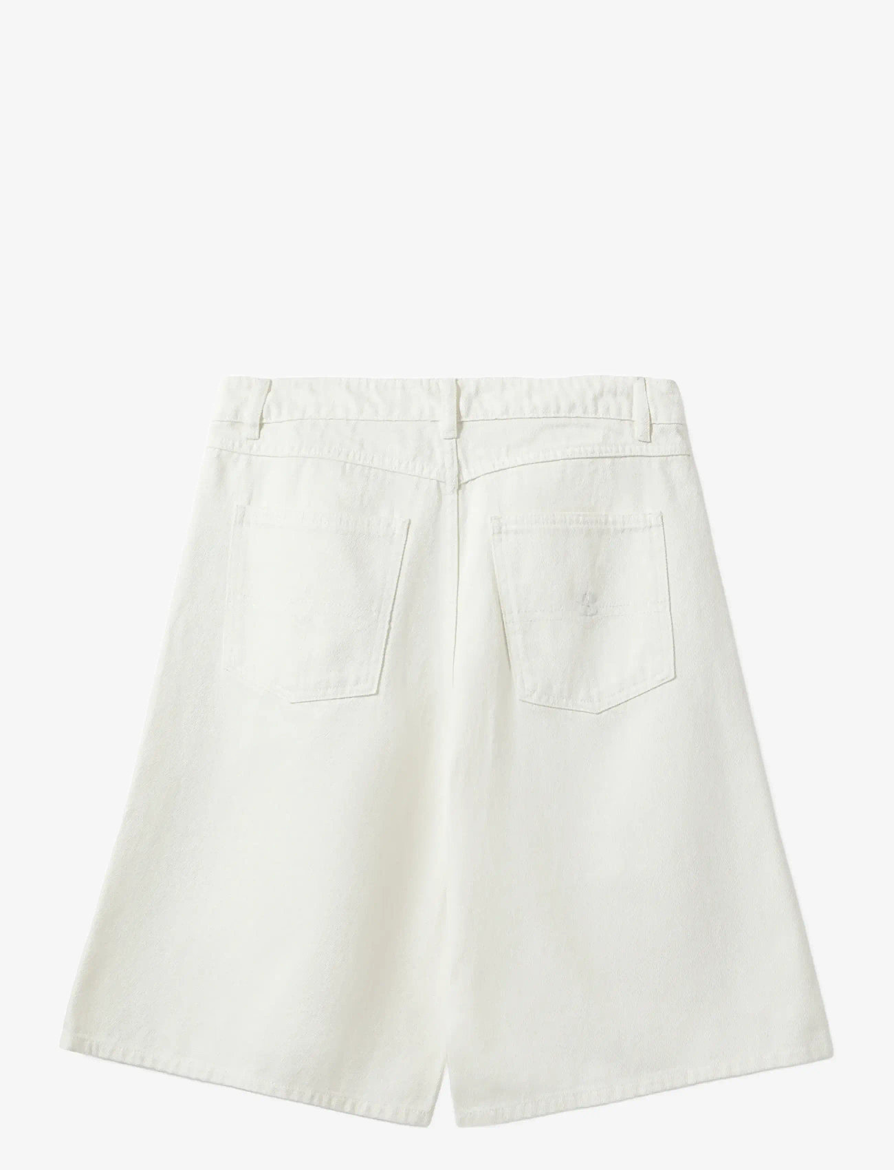 Sofie Schnoor - STOKESW OVERSIZED SHORTS - casual shorts - off white - 1