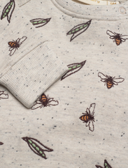 Soft Gallery - SGAlexi Bees And Peas Sweatshirt - sweatshirts - 900 light grey melange - 2
