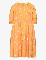 Soft Gallery - SGHonesty Cranes SS dress - short-sleeved casual dresses - amber yellow - 0