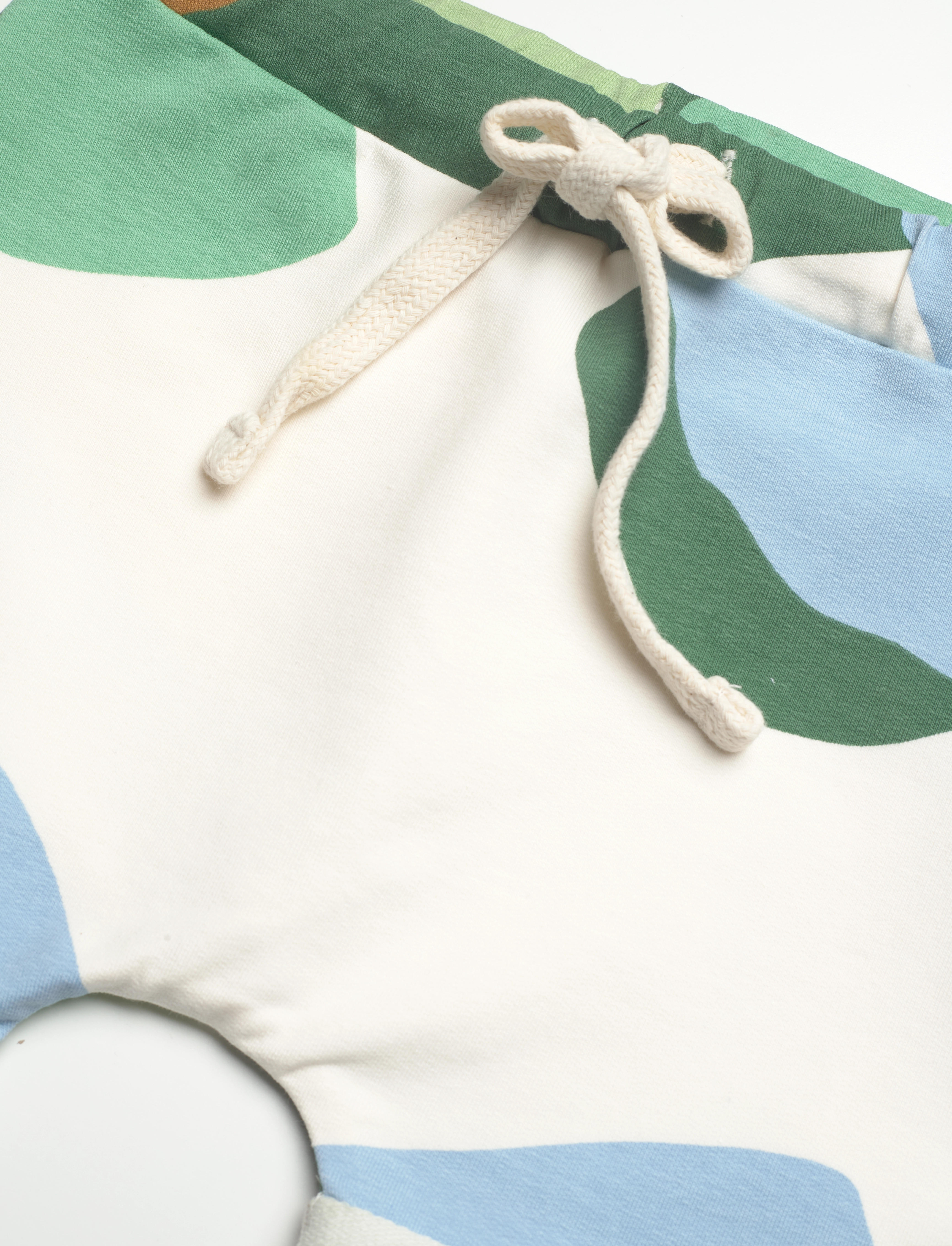 Soft Gallery - SGFlair Garden View shorts - gardenia - 2