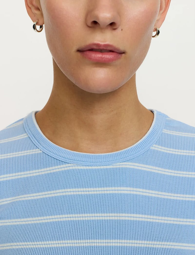 Soft Rebels - SRFenja Stripe O-neck Top - langærmede toppe - 678 windsurfer - 4