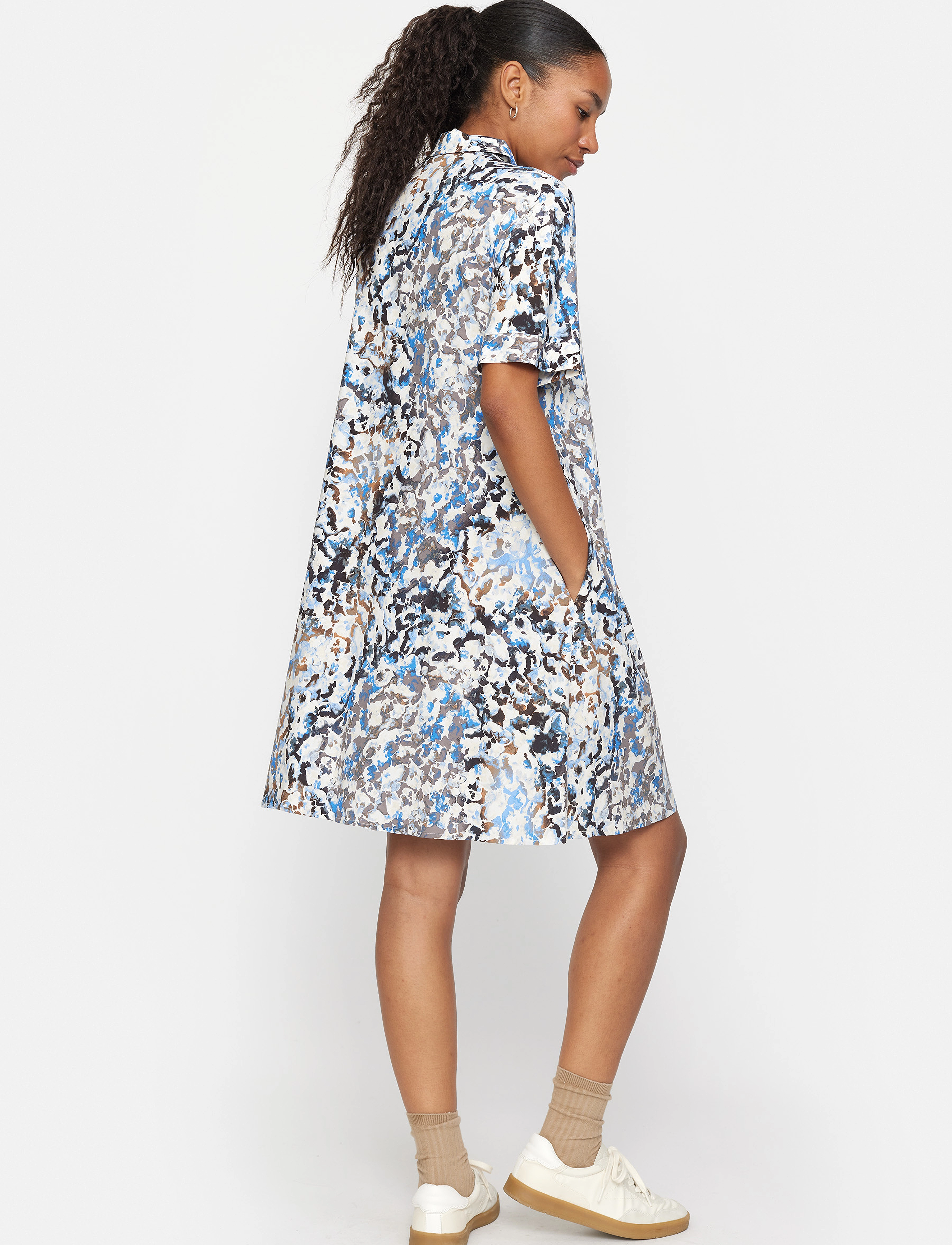Soft Rebels - SRMela Freedom SS Dress - hemdkleider - blurred flower regatta - 4