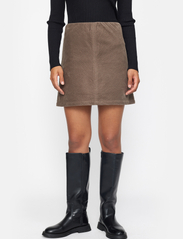 Soft Rebels - SRMeggy Skirt - korta kjolar - caribou - 1
