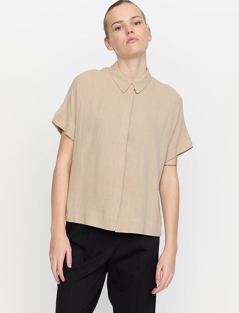 Soft Rebels - SRSamantha Freedom SS Shirt - leinenhemden - crockery - 0