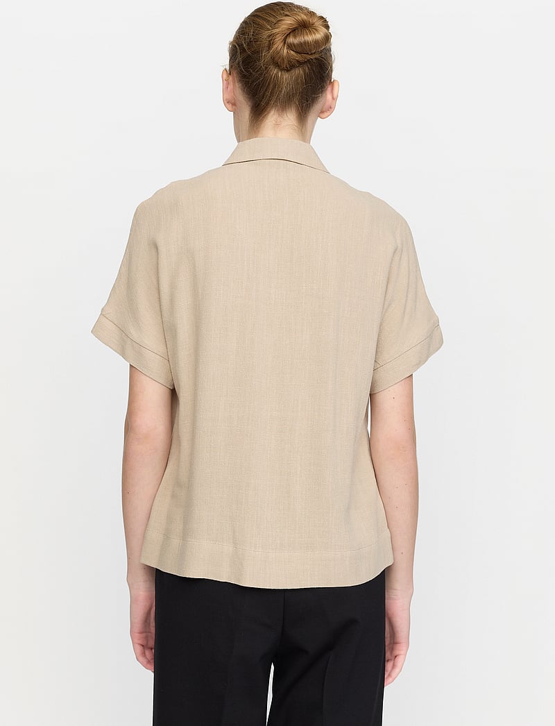 Soft Rebels - SRSamantha Freedom SS Shirt - leinenhemden - crockery - 4