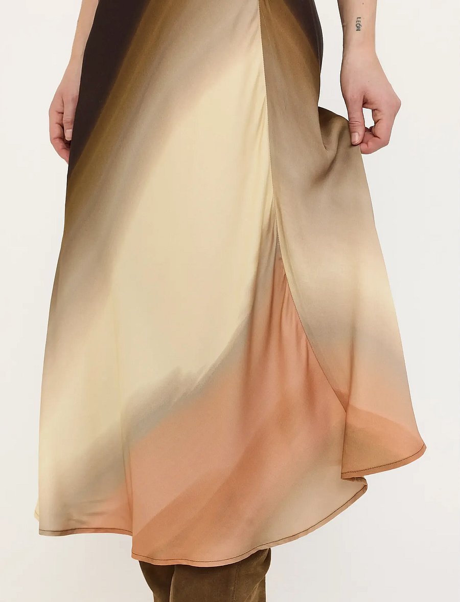 Soft Rebels - SRCassandra Midi Skirt - satengskjørt - sunrise print - 4