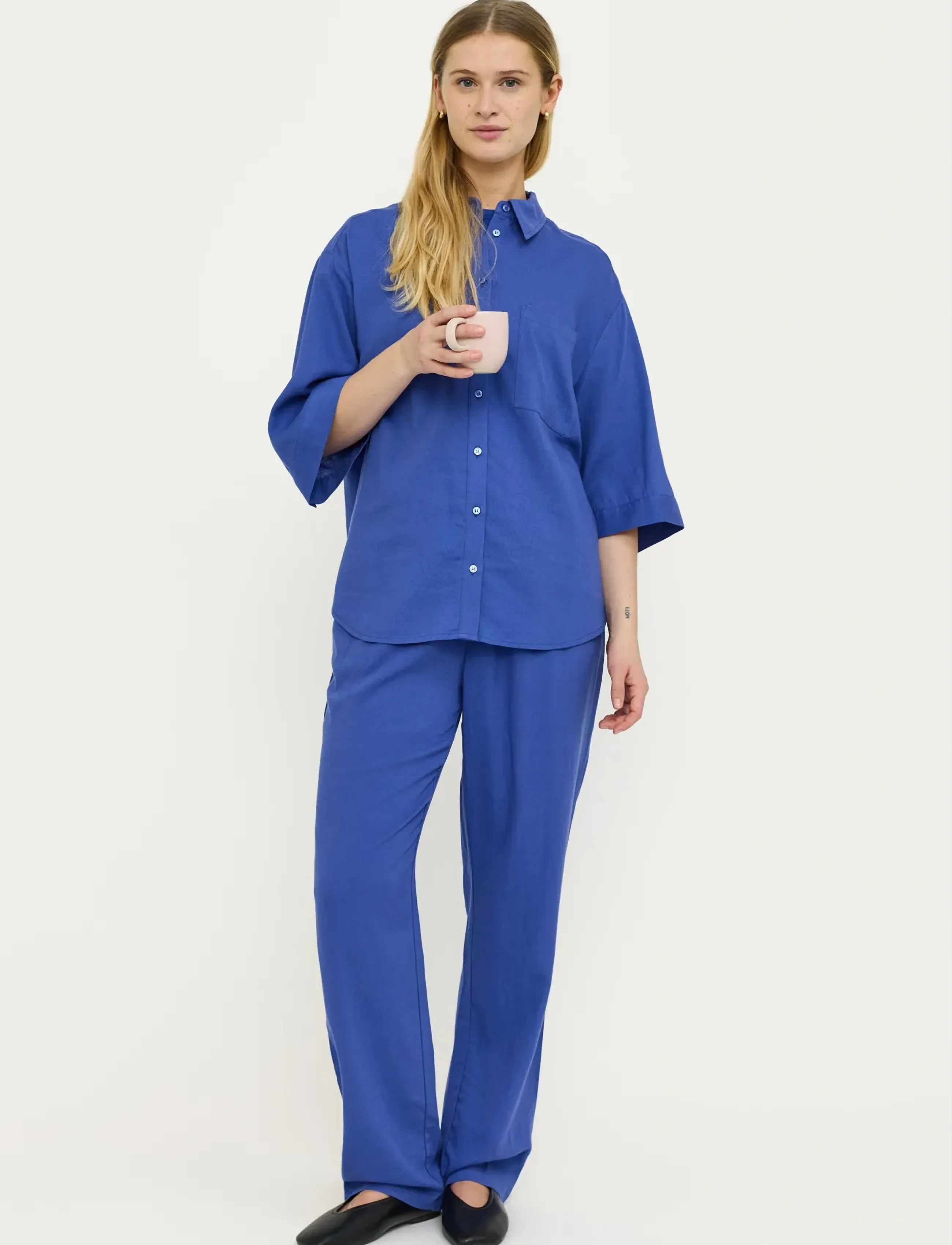 Sryindi Pant 4