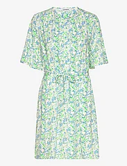 Soft Rebels - SRAyla Dress - skjortklänningar - flowers snow white print - 0