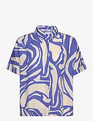 Soft Rebels - SRMio Freedom SS Shirt - blouses met korte mouwen - two tone amparo blue print - 1