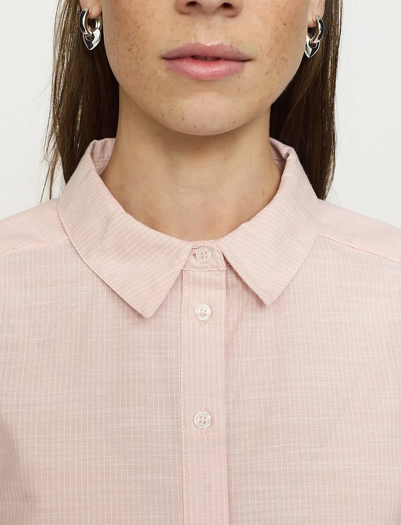 Soft Rebels - SREbbi Blouse - kortærmede bluser - lotus - 4