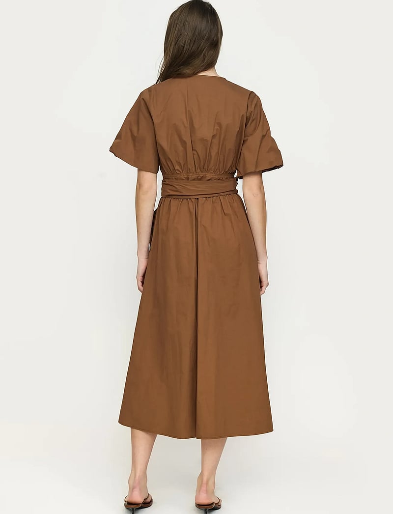 Soft Rebels - SRHalen Midi Dress - slå-om-kjoler - bison - 3