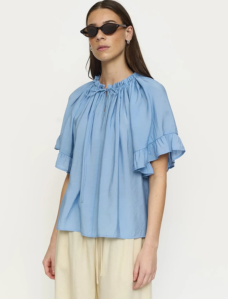 Soft Rebels - SRHaina Blouse - kurzämlige blusen - forever blue - 0