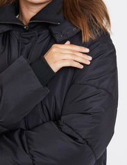 Soft Rebels - SRInga Puffer Coat - winter jackets - black - 4