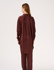 Soft Rebels - SRHarlow LS Long Shirt - långärmade skjortor - decadent chocolate - 3