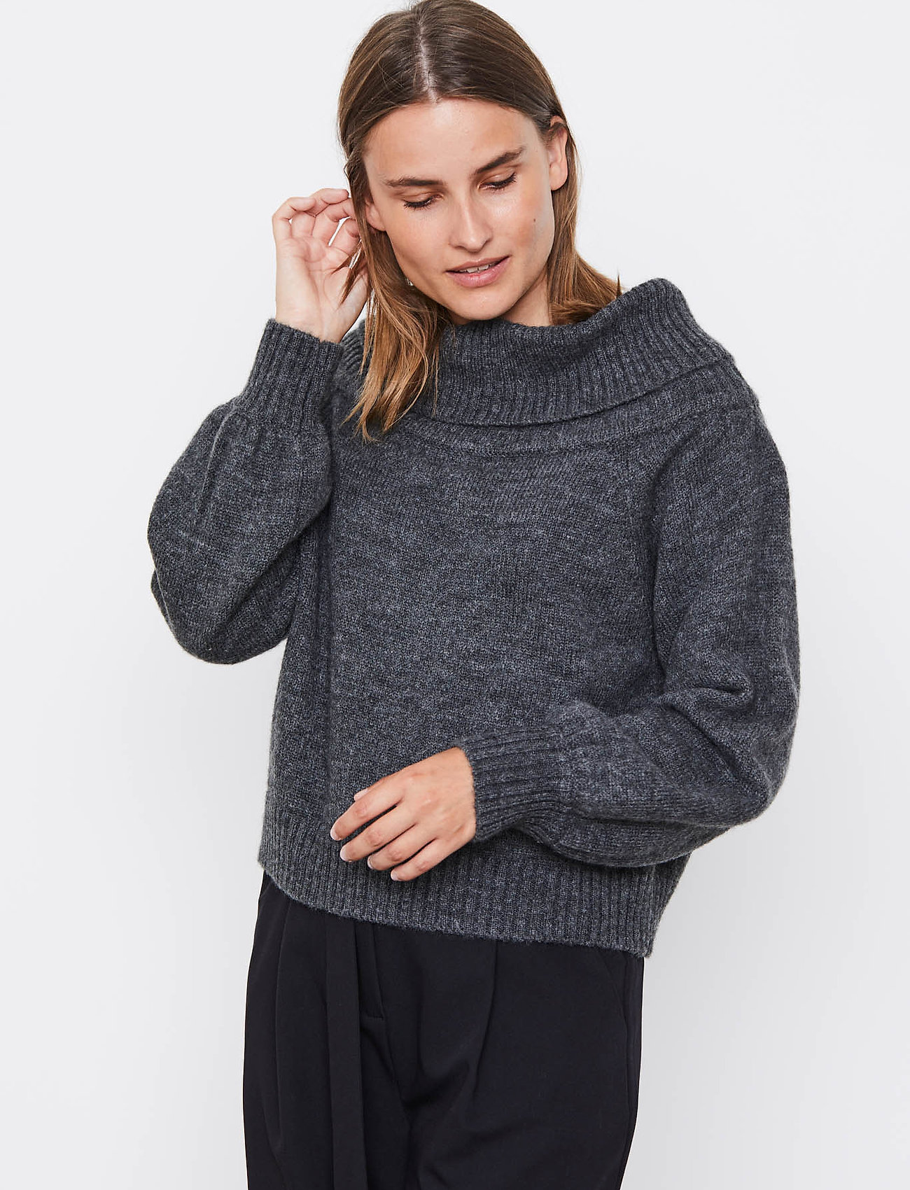 Soft Rebels - SRLouisa Off-Shoulder Knit - magnet - 3