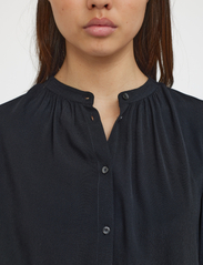Soft Rebels - SRAnna Shirt - long-sleeved blouses - black - 4