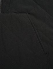 Soft Rebels - SRStephanie Anorak - quilted vests - black - 7