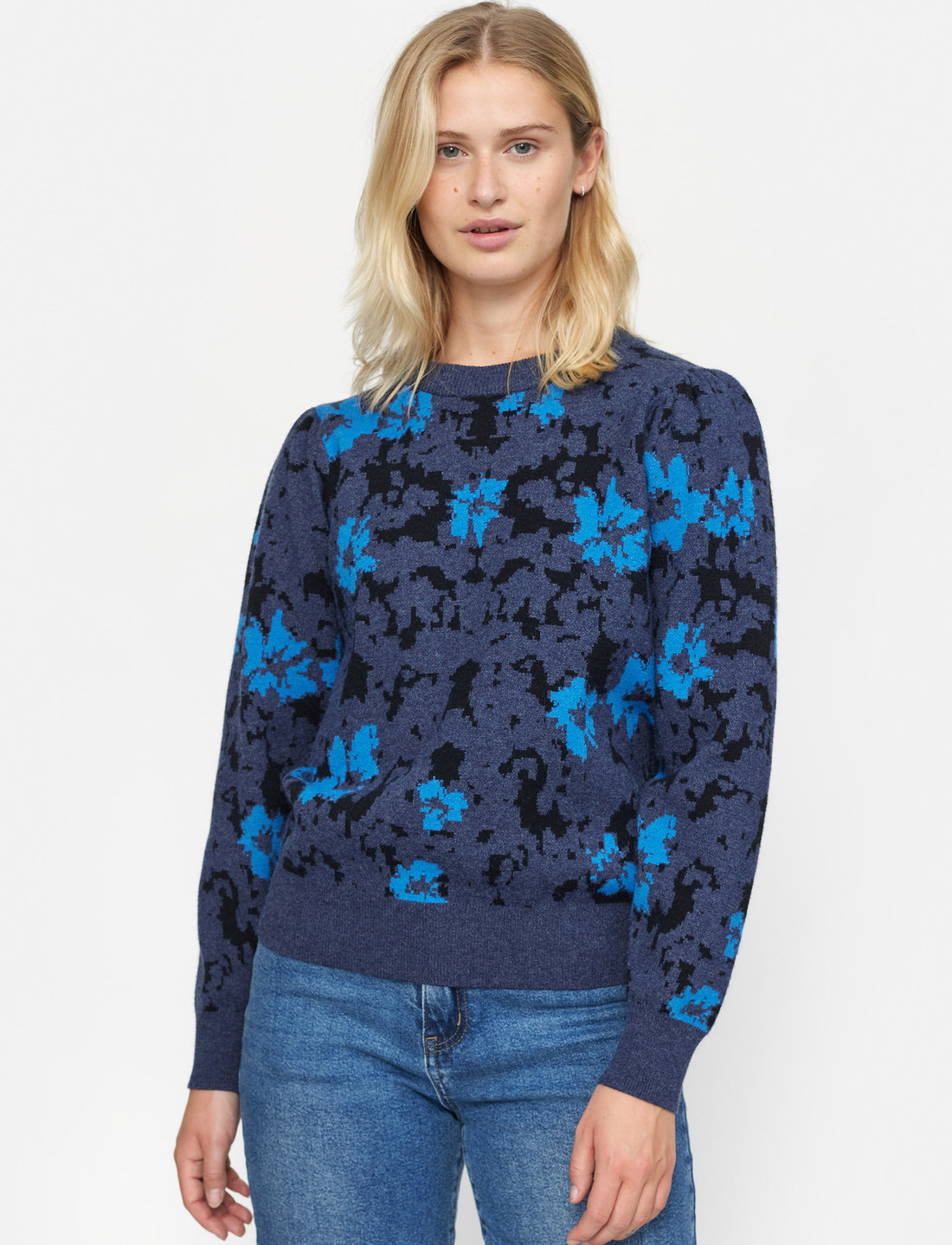 Blouse clearance with jumper