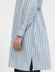 Soft Rebels - SRInoa Long Shirt - shirt dresses - stripes windsurfer - 3