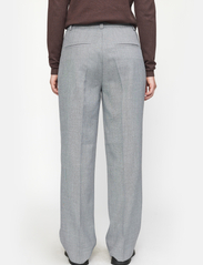 Soft Rebels - SRSibylle Pants - tailored trousers - magnet - 4