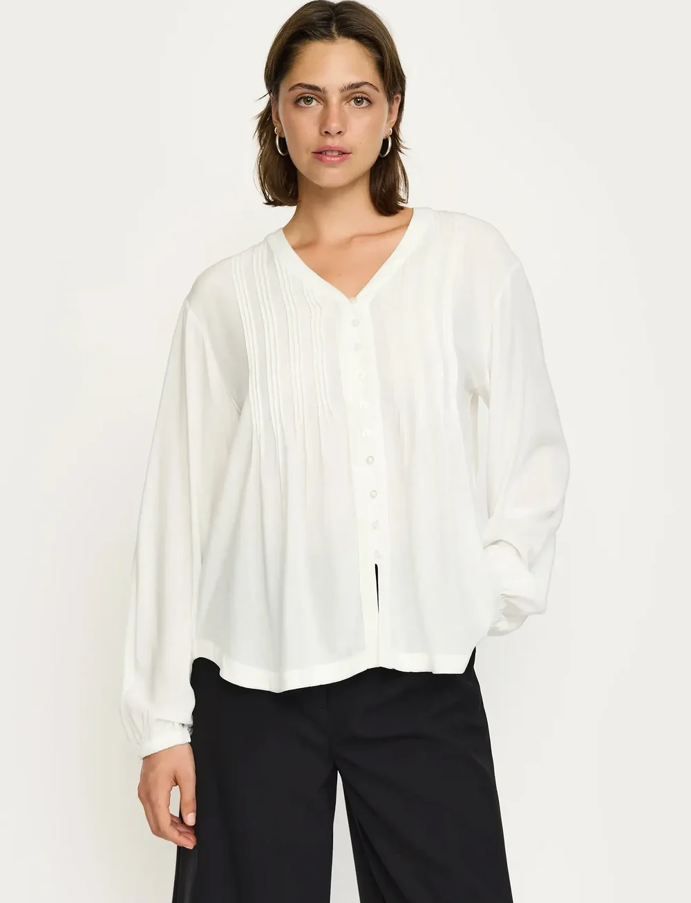 Soft Rebels - SRFreedom V-neck Blouse - blouses à manches longues - snow white - 0