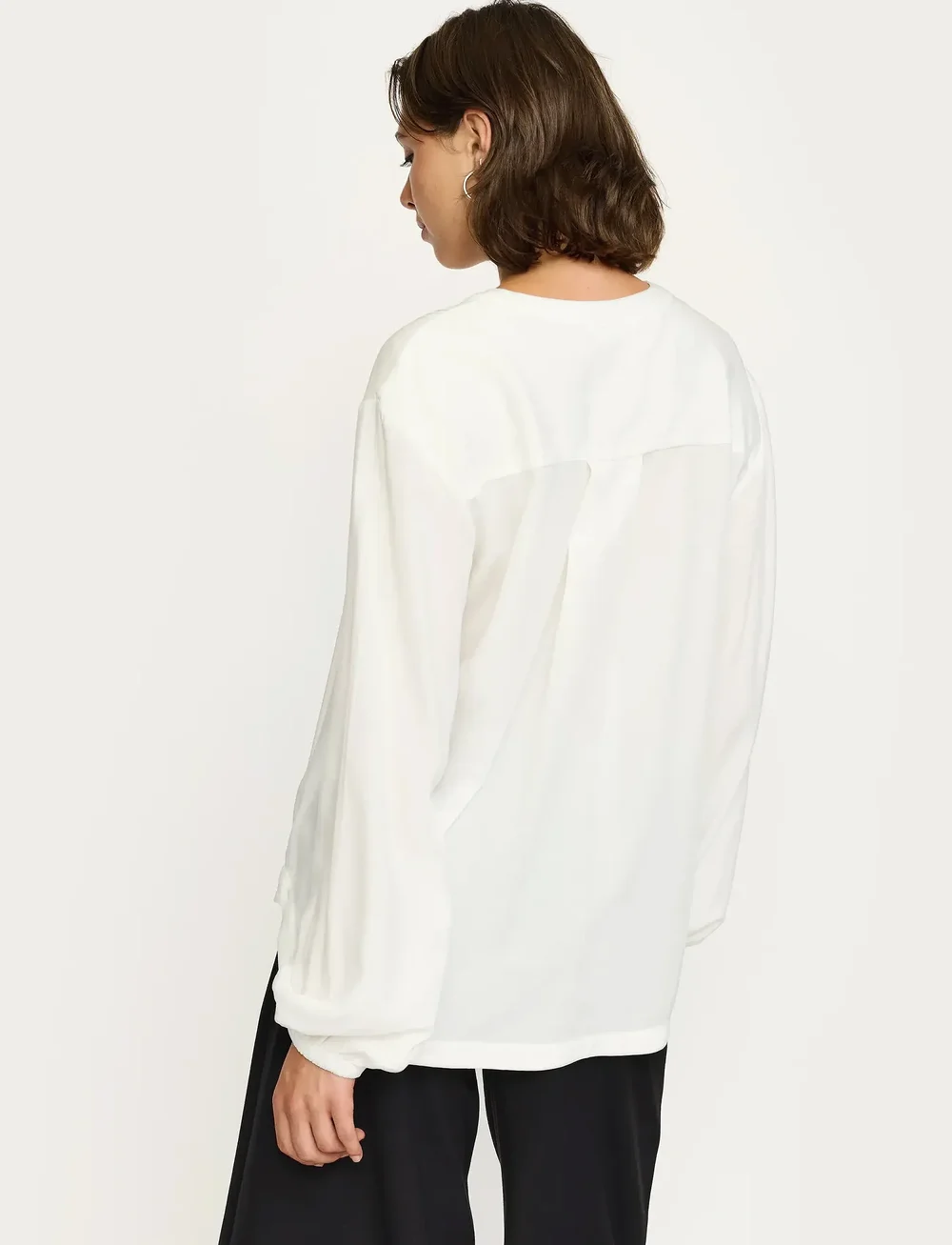 Soft Rebels - SRFreedom V-neck Blouse - blouses à manches longues - snow white - 3